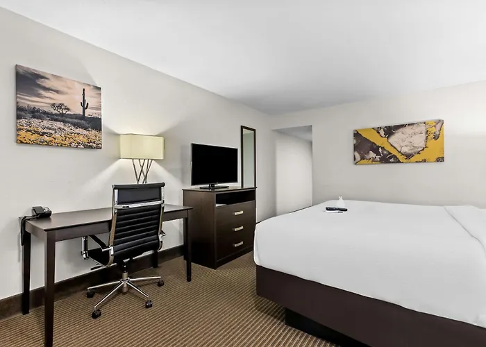 Western Downtown 3*