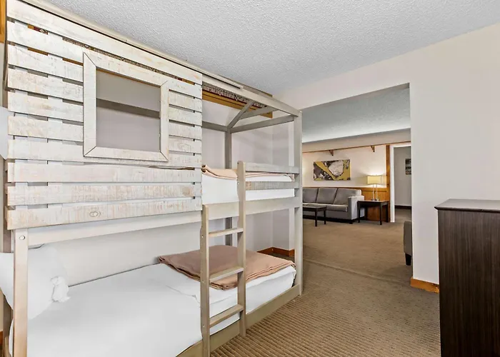 Hotel Western Downtown 3*