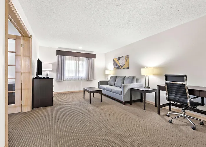 Hotel Western Downtown 3*