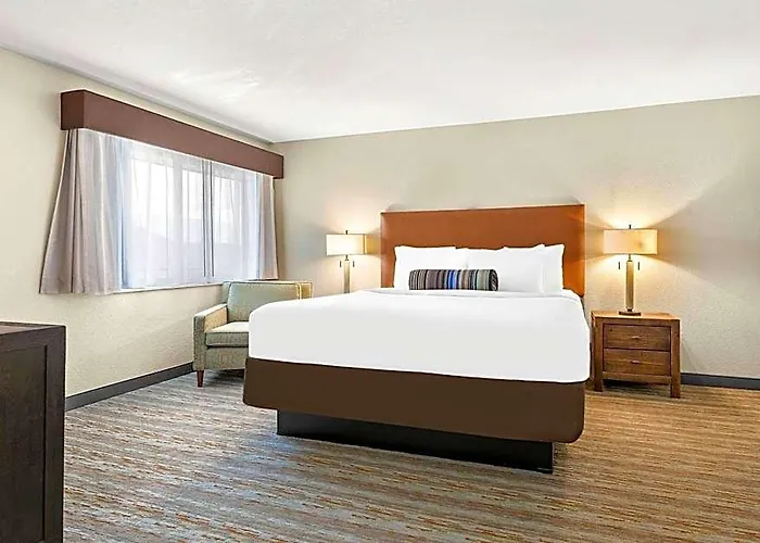 Western Downtown 3*