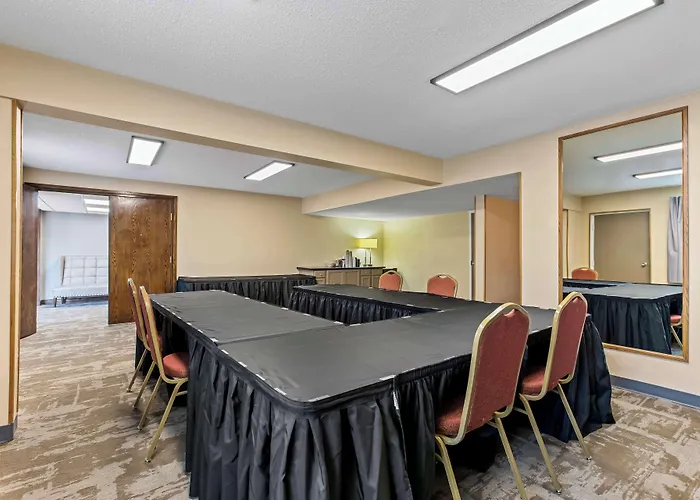 Western Downtown Hotel 3*